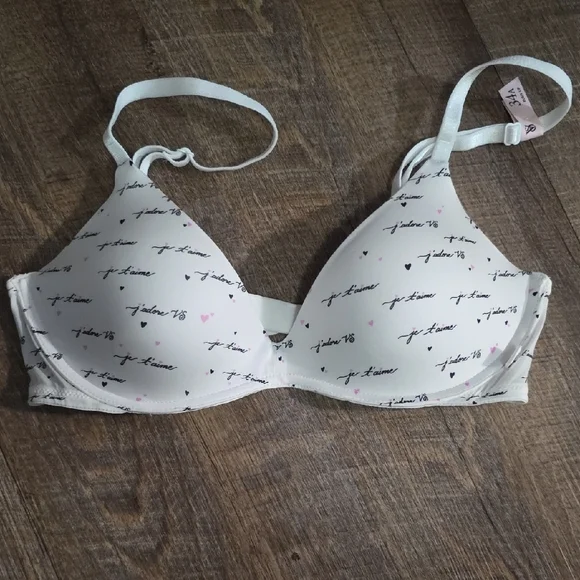 Victoria's Secret White and Black Script Bra Padded No Wire. - Picture 1 of 3